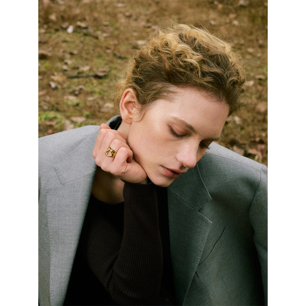  Ciora Ring 