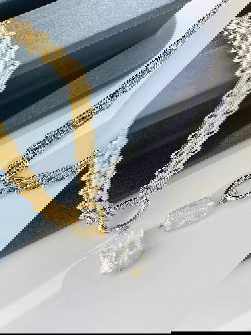 Colar Gilbert com Fecho Boia - Velvet