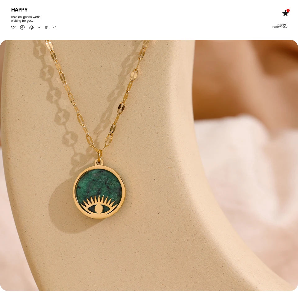 Émeraude Mystique Necklace