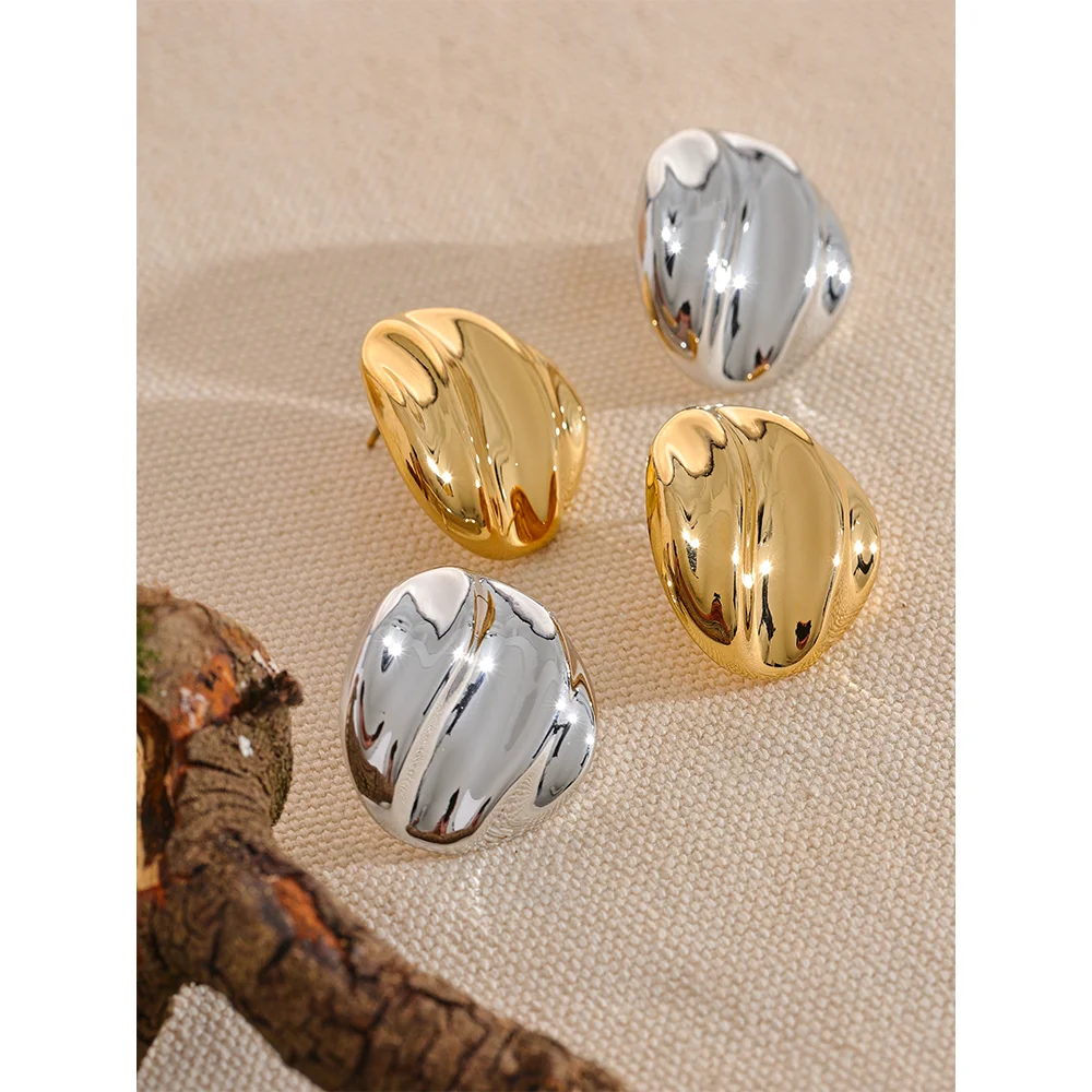 Solenne Earring