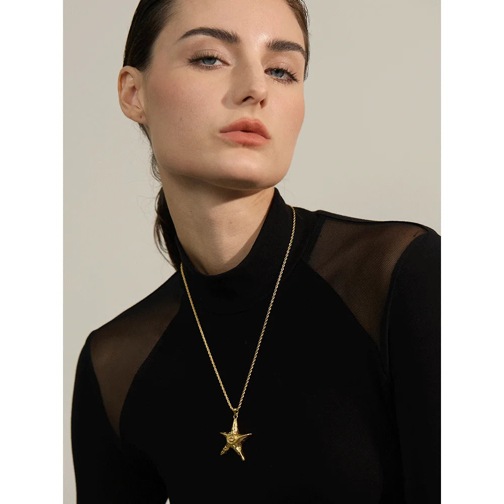 Viora necklace