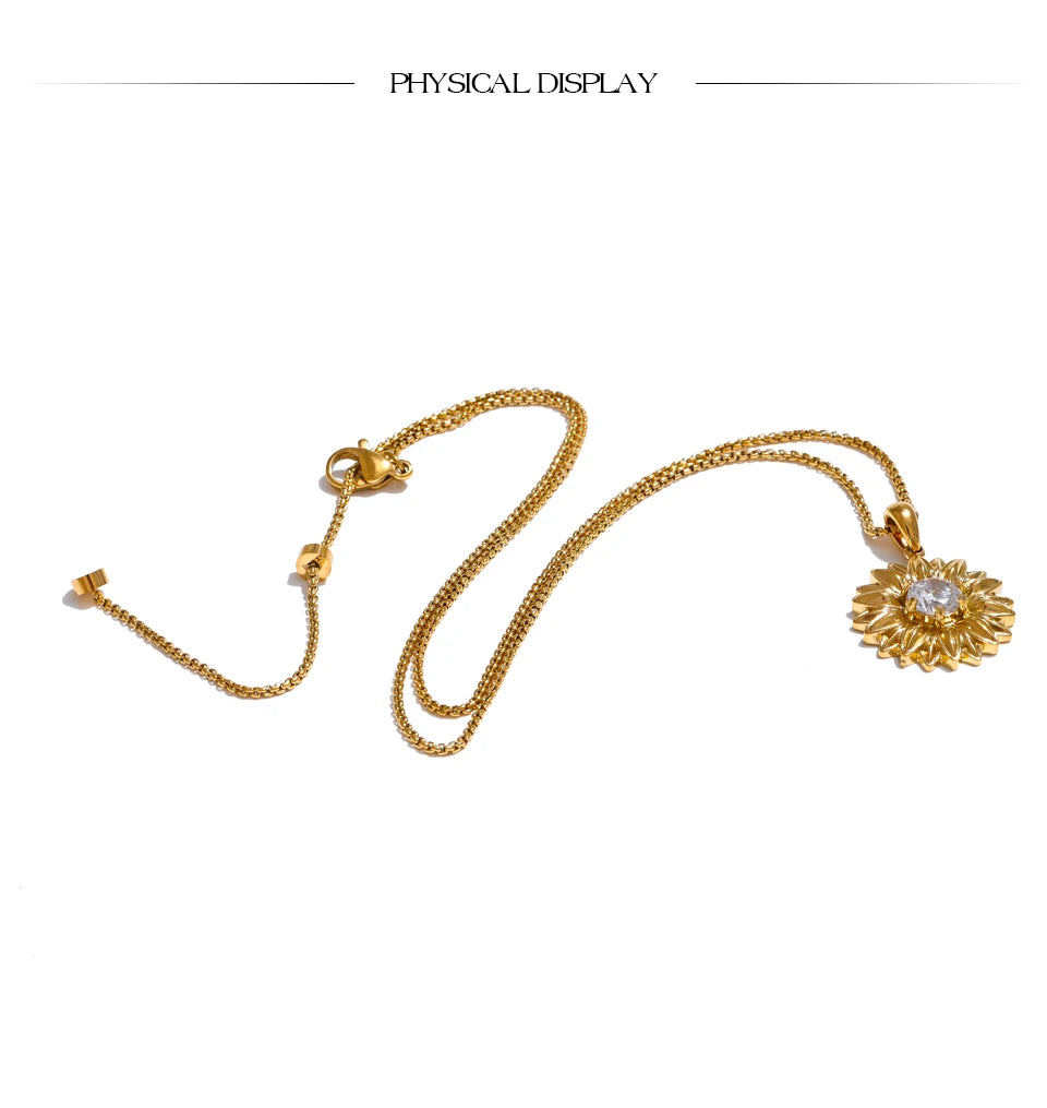 Soleil Éternel Necklace