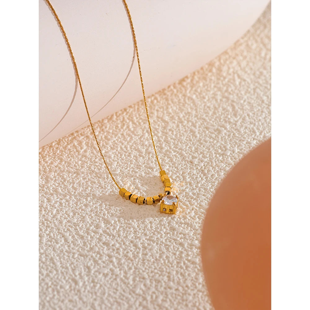 Amavi necklace