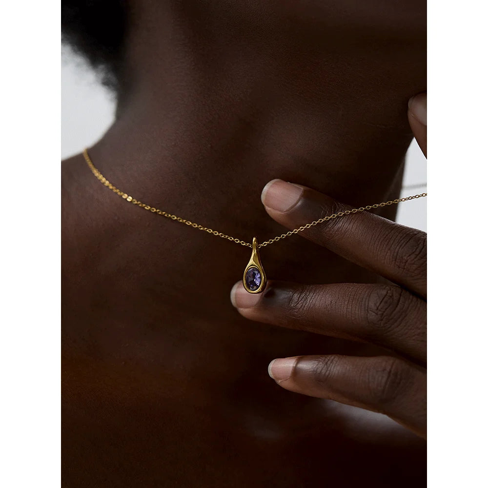 Emera necklace
