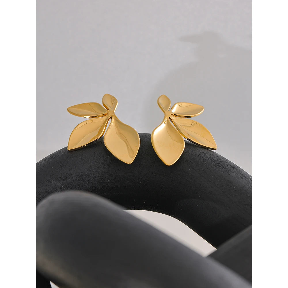 Alure Earrings