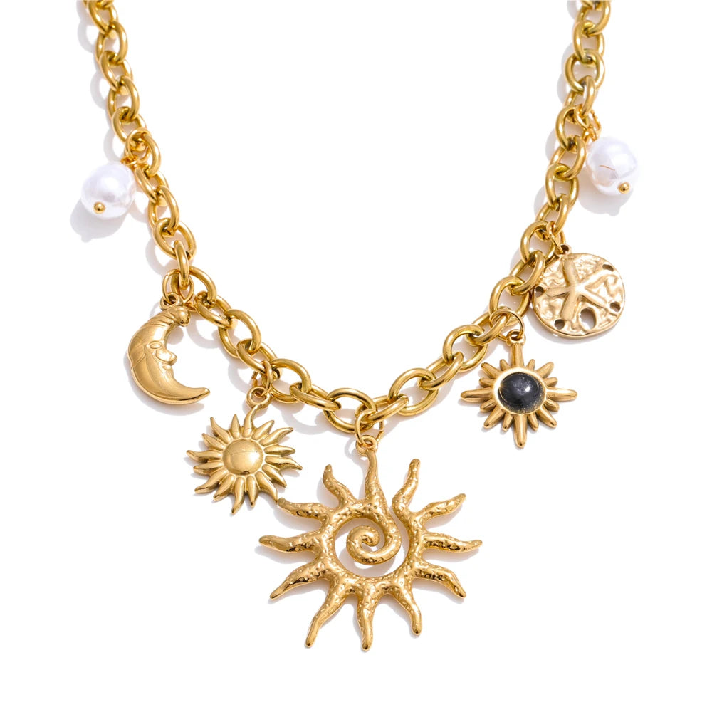 Lyven Necklace