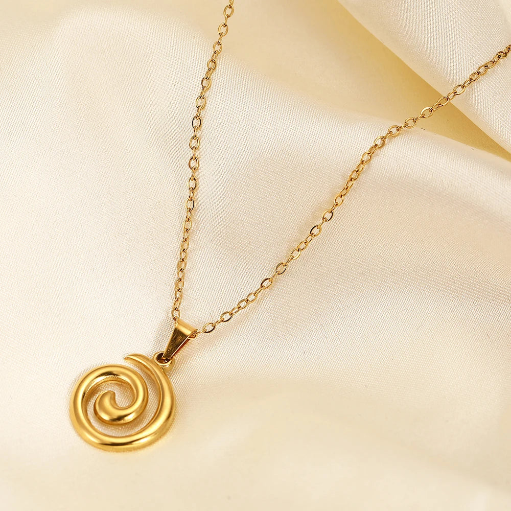 Aimée Bleu Necklace