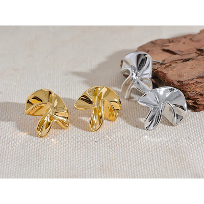 Elegant Leaf Earrings