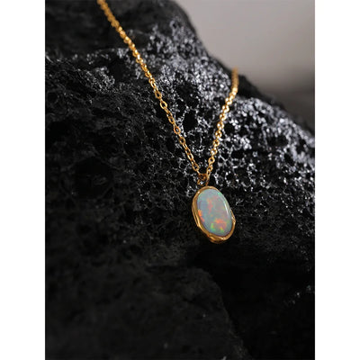 Auria necklace