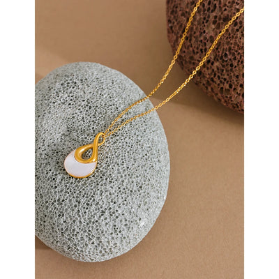Olyra necklace