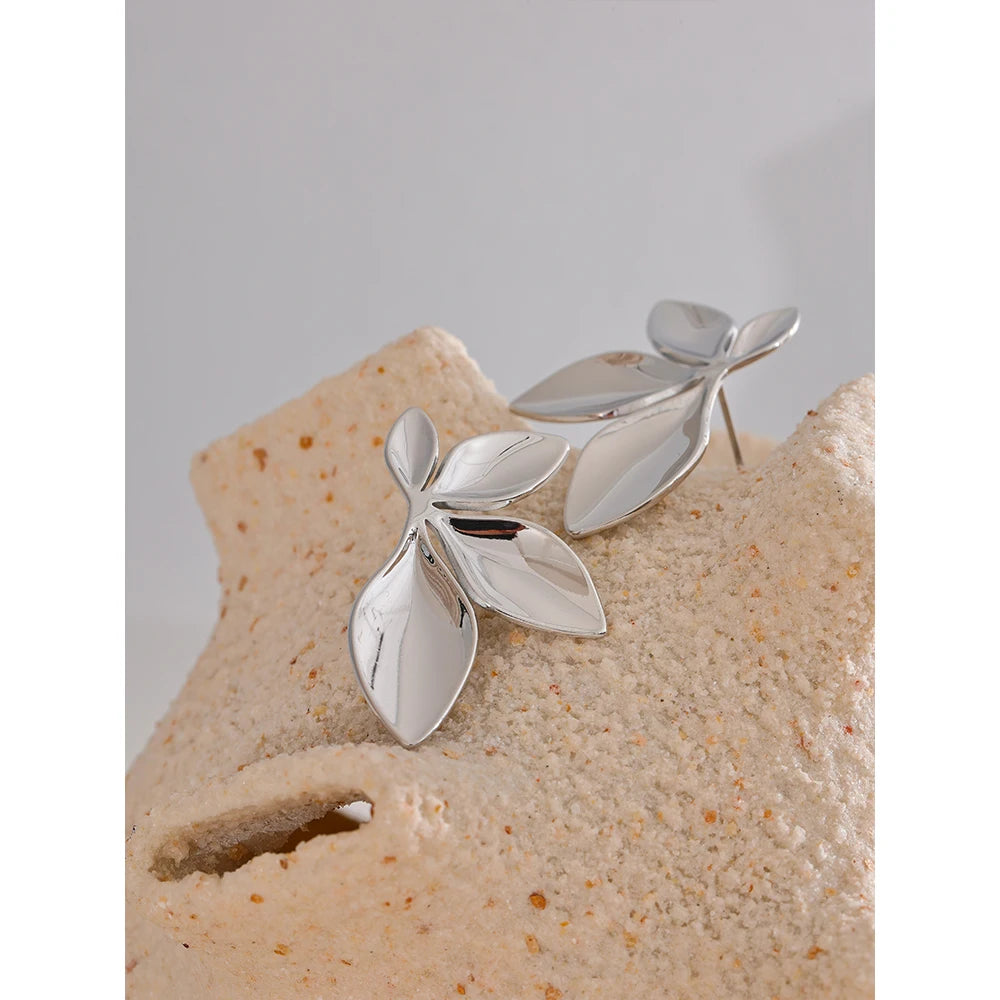 Alure Earrings