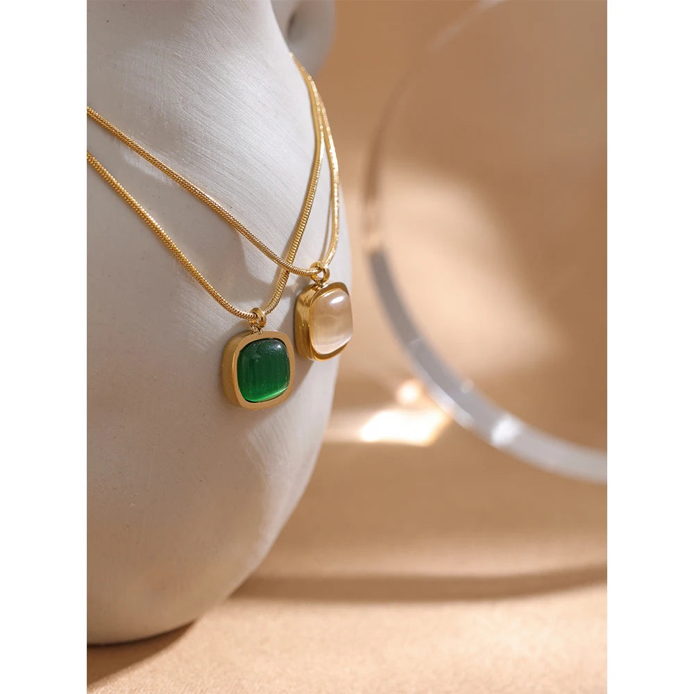 Selve necklace