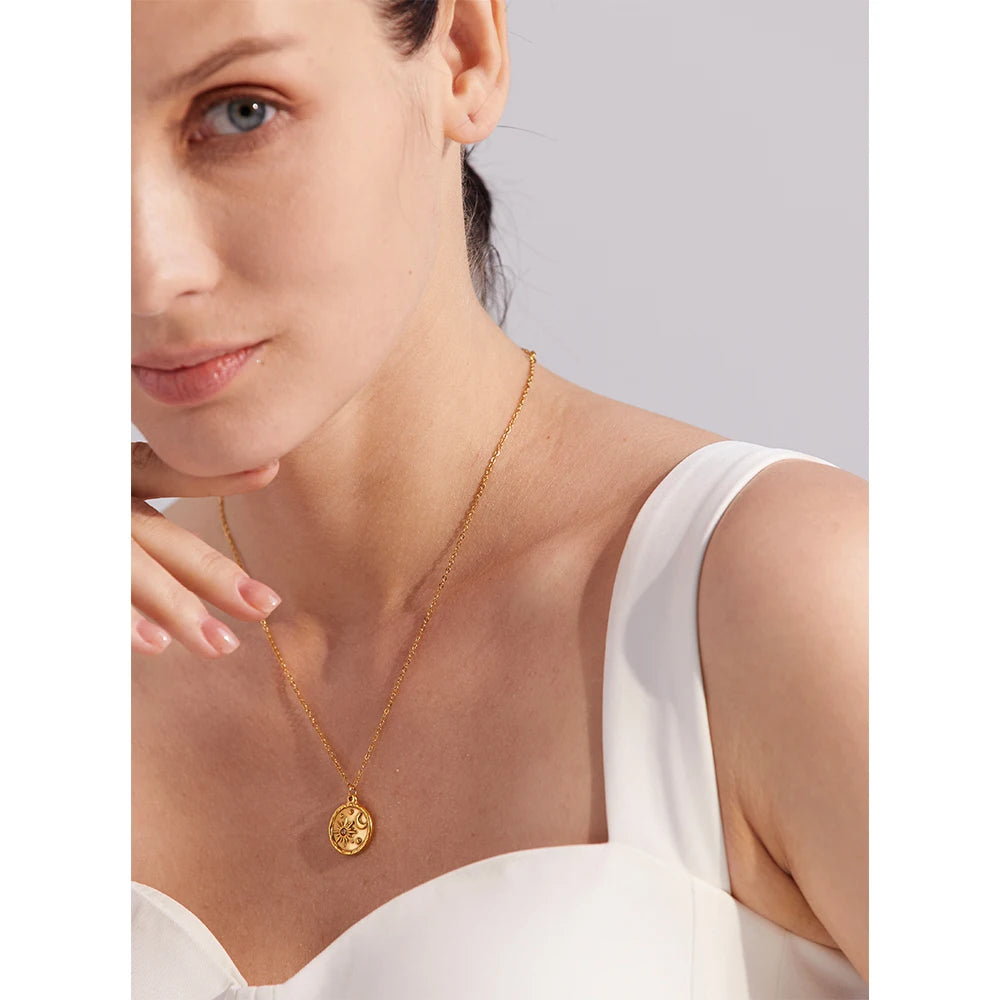 Clair de Lune Necklace