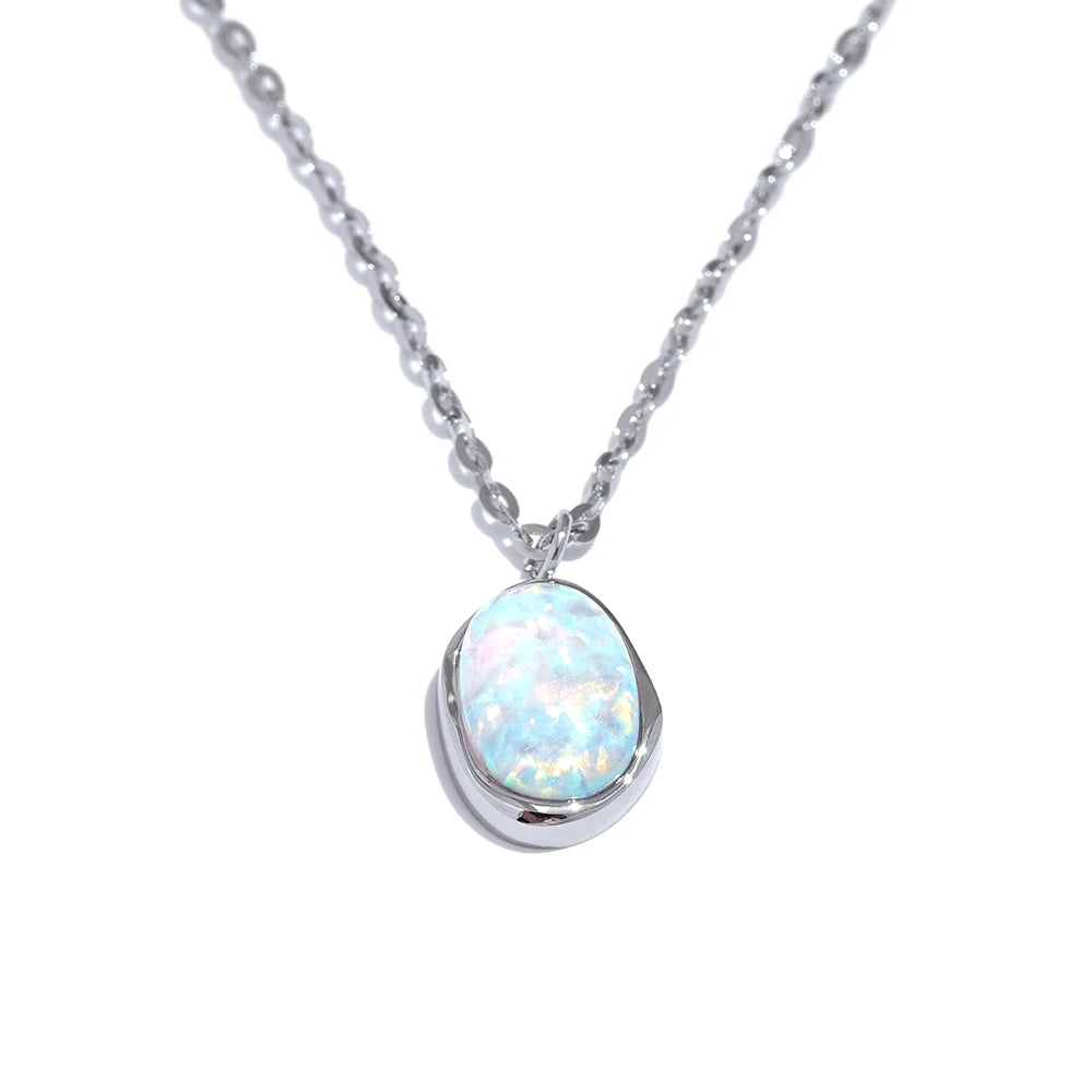 Auria necklace