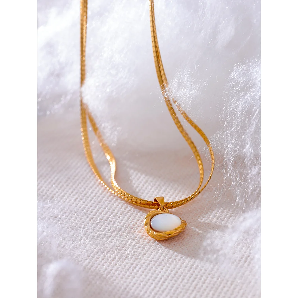 luna necklace