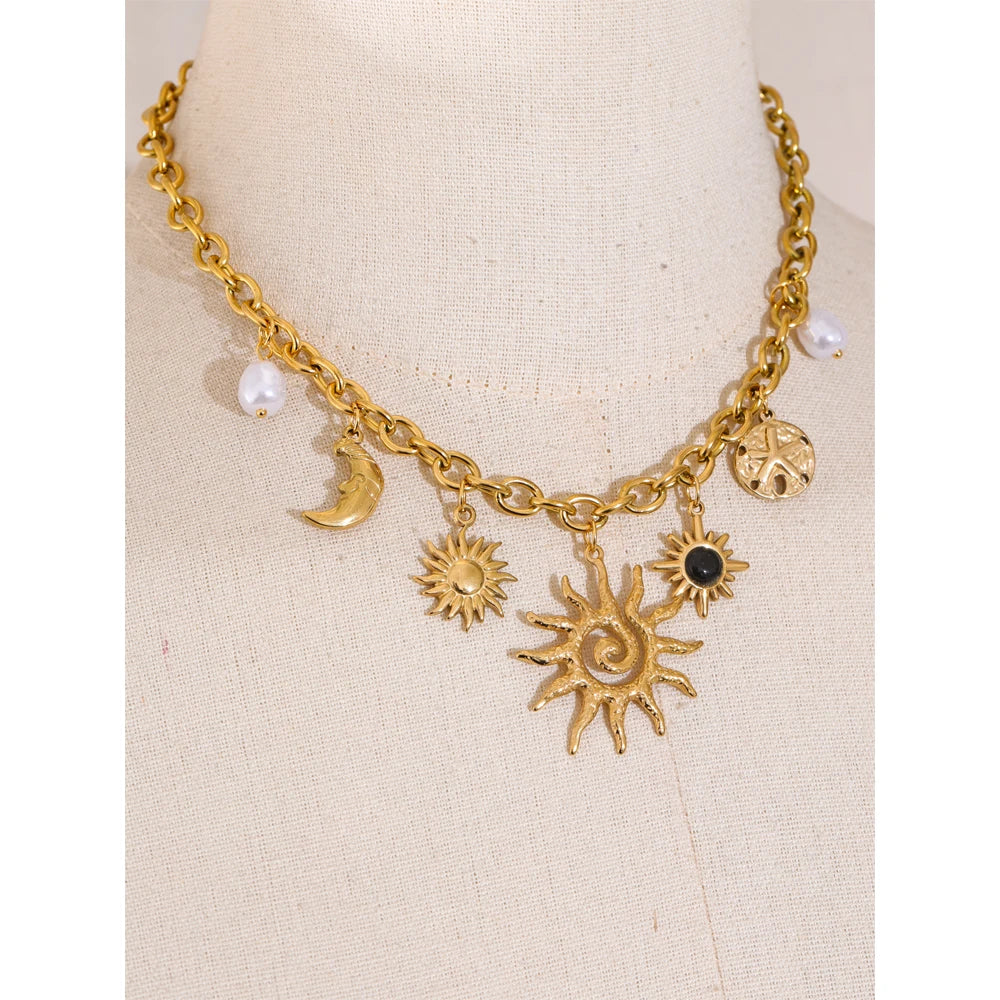 Lyven Necklace