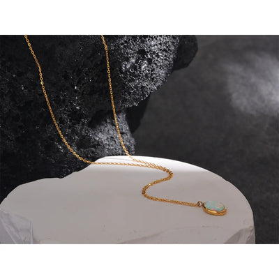 Auria necklace