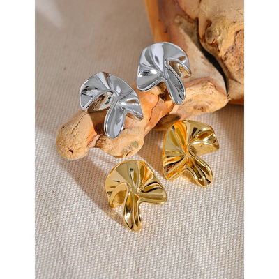 Elegant Leaf Earrings