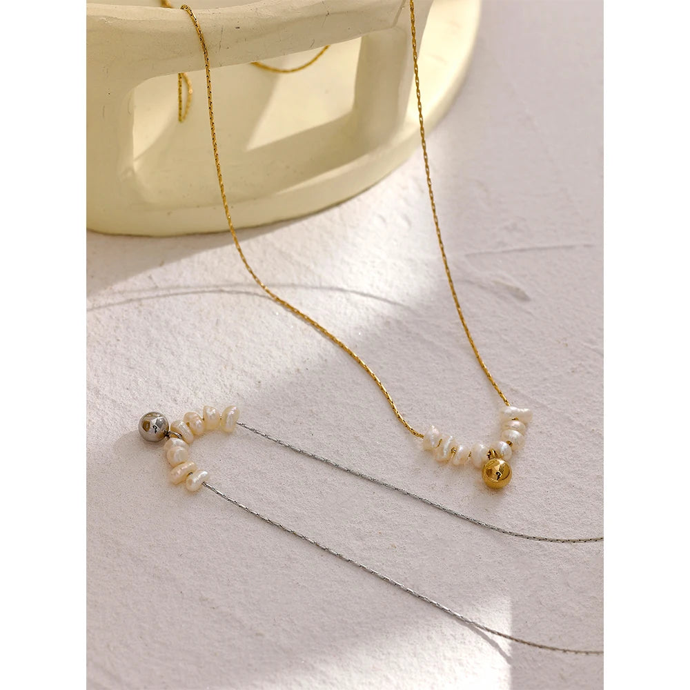 Liora necklace
