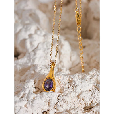 Emera necklace
