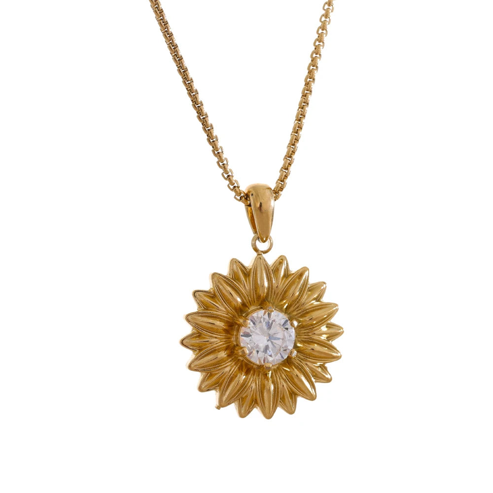 Soleil Éternel Necklace